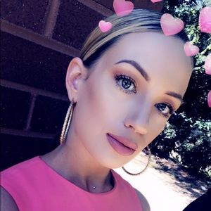 Meet your Posher, Savannah